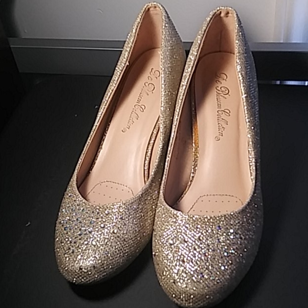 Shoes with diamonds on the front
